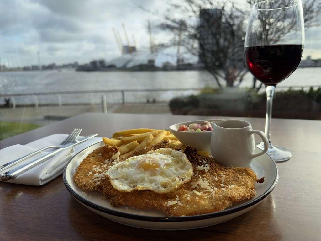 Radisson Blu Hotel, Canary Wharf East Londra